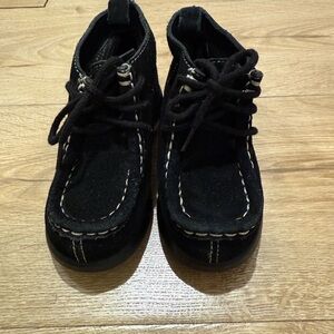 Gymboree black suede contrast stitch ankle boots 8 toddler
